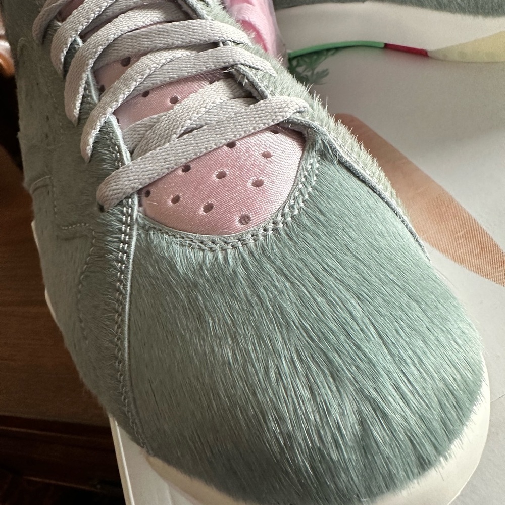 Fur Jordans